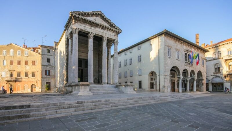 Pula: Historic Walking Tour With Local Guide - Good To Know