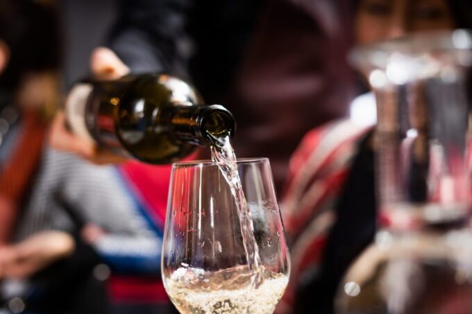 Pula: Old Town Walking Tour for Foodies With Dinner and Wine - Exploring Istrian Gastronomy