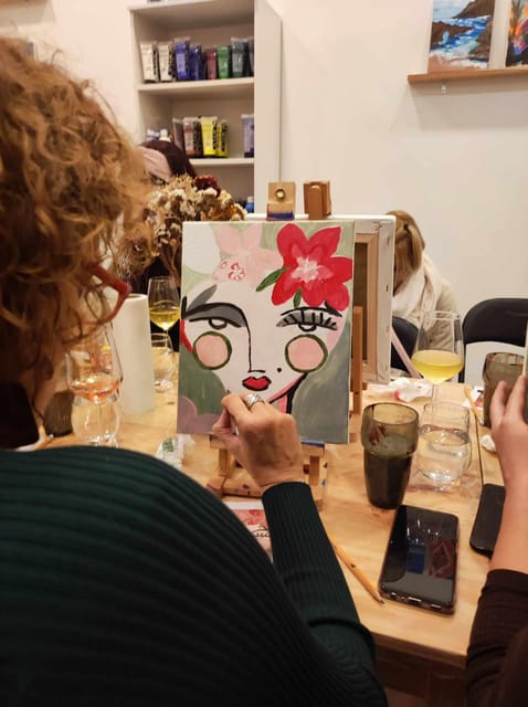 Pula: Paint & Wine Experience - Class Structure