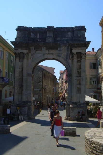 Pula: Private Walking Tour - Pulas Path to Croatia