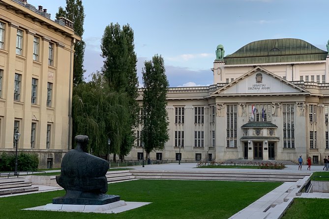 Pula to Zagreb Private One Way Transfer - Comfortable Vehicle and Amenities