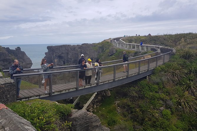 Punakaiki Blow Holes & Pancake Rocks Scenic Tour - Traveler Feedback