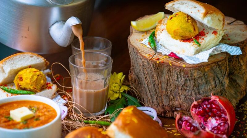 Pune: Private Walking Tour & Food Tasting With a Local - Key Points
