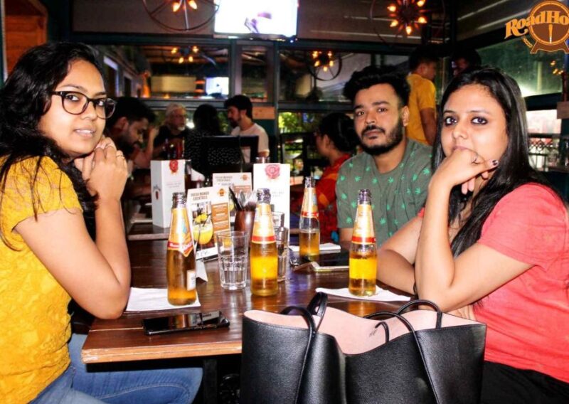 Pune: Pub Crawl (3 Hours Guided Bar Hopping Tour) - Tour Structure and Activities