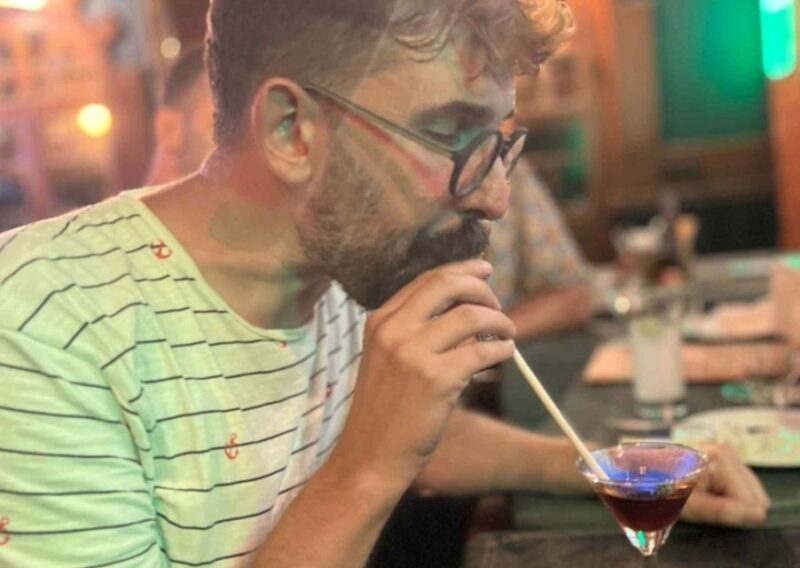 Pune: Pub Crawl (3 Hours Guided Bar Hopping Tour) - Meeting Point and Attire