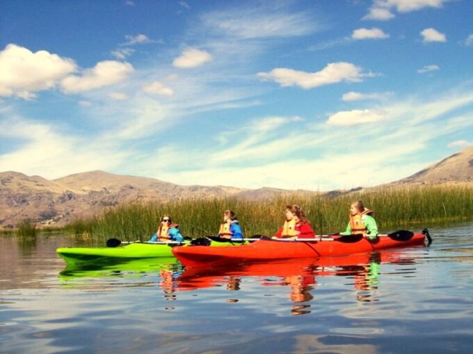 Puno: Kayaking at Lake Titicaca - Uros & Taquile - Exploring Uros Islands