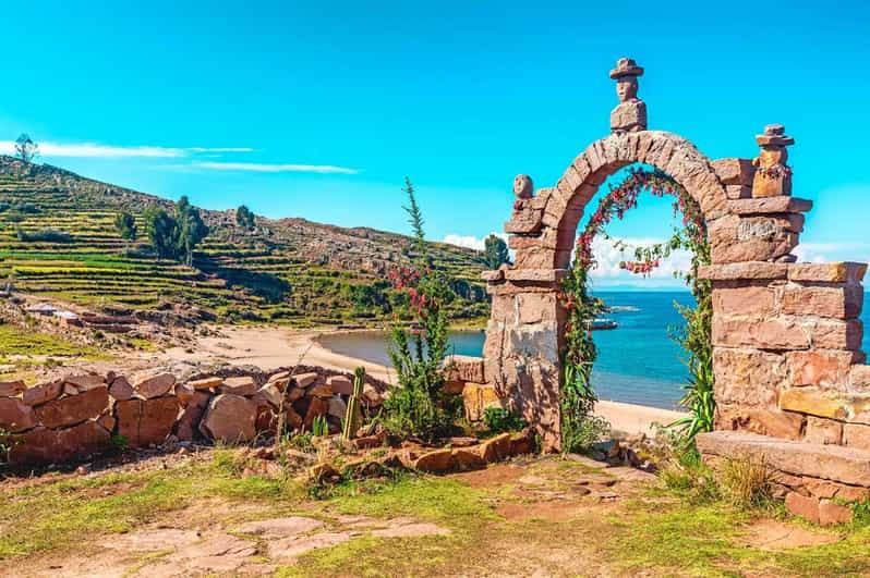 Puno to Uros to Taquile: Speedboat With Lunch and Tickets - Key Points