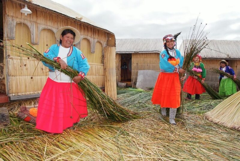 Puno: Uros & Taquile Islands Full Day Tour With Lunch - Itinerary Highlights