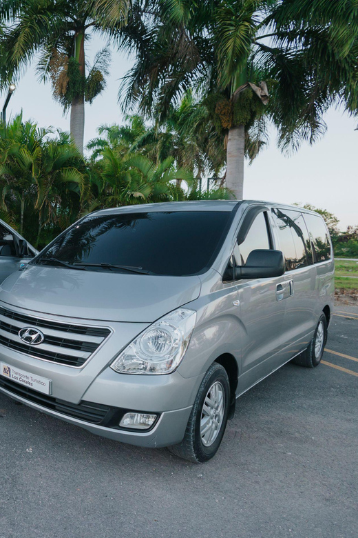 Punta Cana Airport Transfers From/To the Hotel 1 O 2 Way - Vehicle Amenities