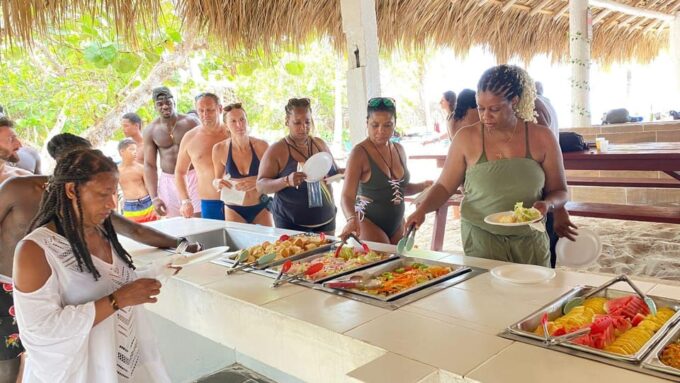 Punta Cana: Catalina Island Private Day Trip With Snorkeling - Frequently Asked Questions