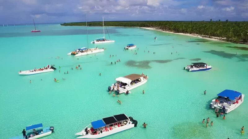 Punta Cana: Catamaran Boat to Saona Island with Buffet Lunch - Key Points