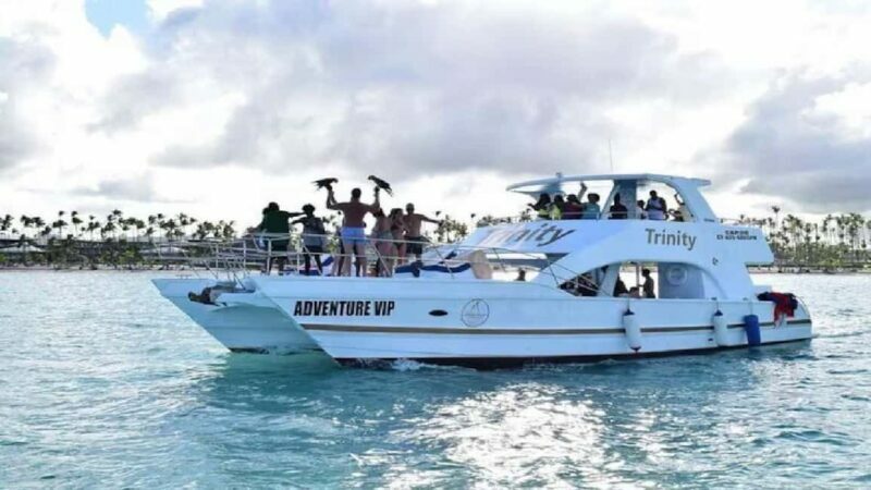 Punta Cana: Cayo Levantado & El Limón Waterfall Day Trip - Practical Details and Tips