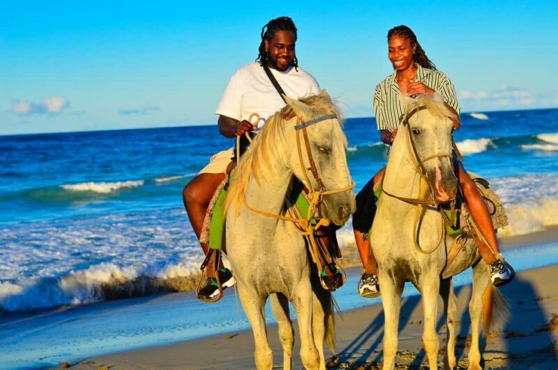 Punta Cana: Horseback Riding Tour with Sunset at Macao Beach - What to Bring and Consider