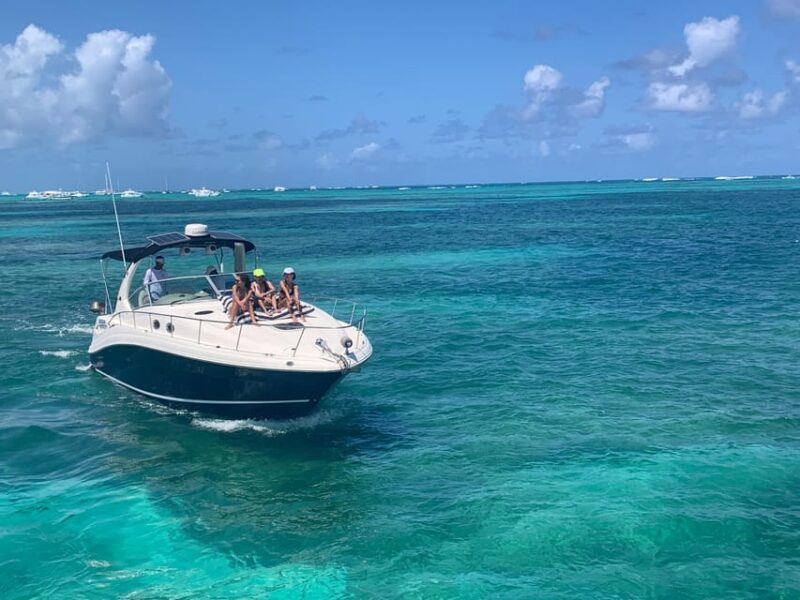 Punta Cana: Luxury Yacht Cruise With Snorkeling and Lunch - Itinerary and Locations