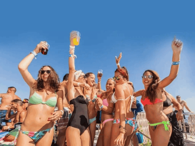 Punta Cana: Majestic Catamaran Expedition to Saona Island With Lunch - Unforgettable Adventure in Punta Cana