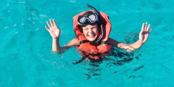Punta Cana: Majestic Catamaran Expedition to Saona Island With Lunch - Relaxation and Exploration on Saona