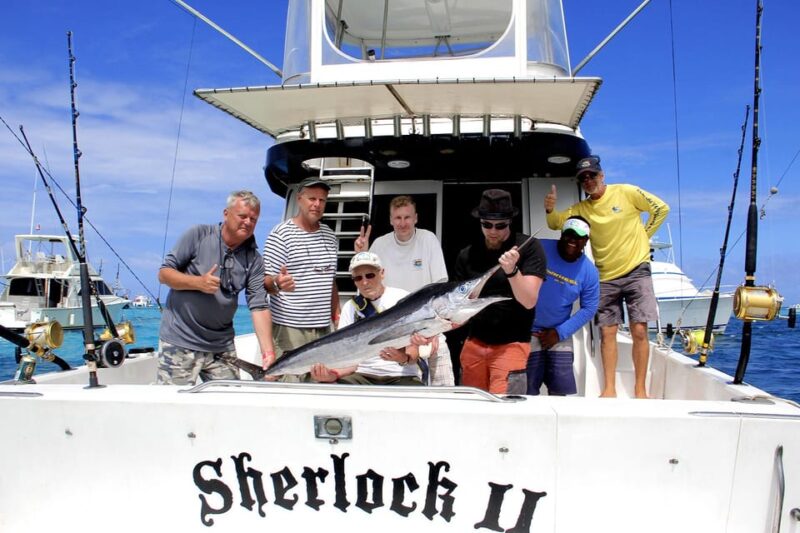 Punta Cana Offshore Private Fishing Charter Sherlock 39 - Boat Specifications and Features