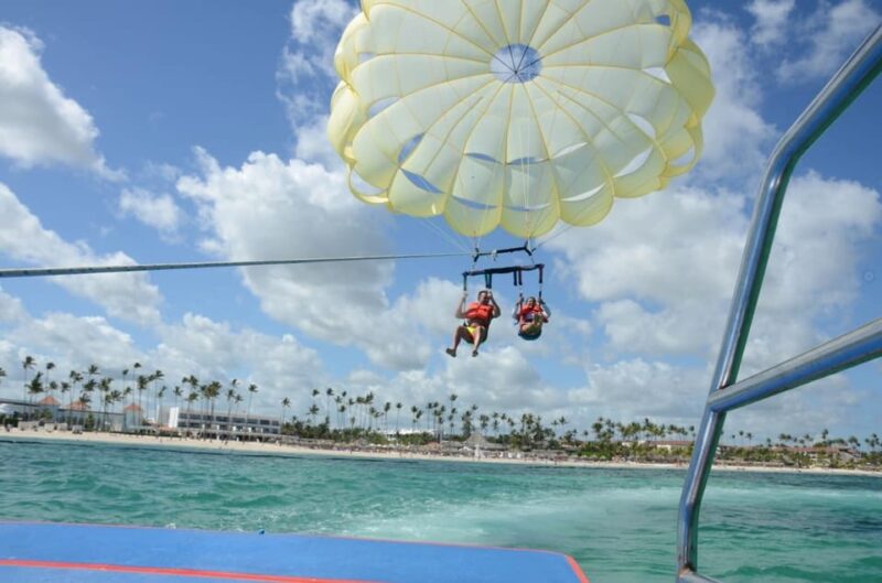 Punta Cana: Parasailing Experience With Pickup Include - Customer Feedback