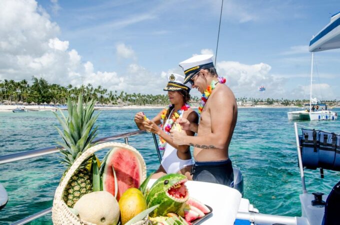 Punta Cana Party Boat (Only Adult) - Getting to the Party Boat