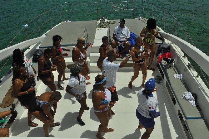 Punta Cana Party Boat Snorkeling Cruise With Live DJ and Open Bar - Customer Feedback and Experiences