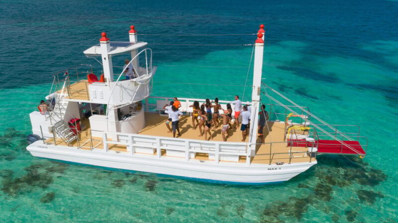 Punta Cana Private Slide Boats (Medium Group) - Inclusions