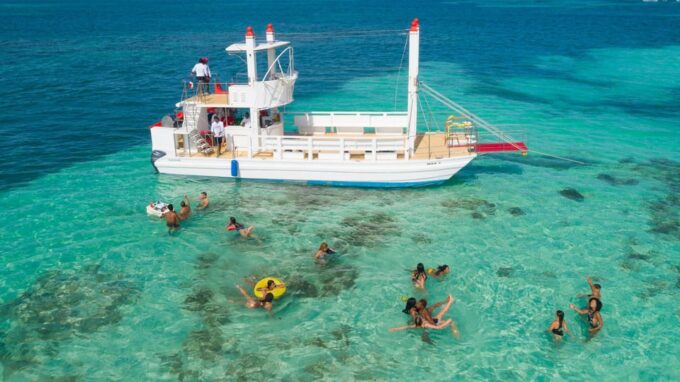 Punta Cana Private Slide Boats (Medium Group) - Group Size and Add-ons