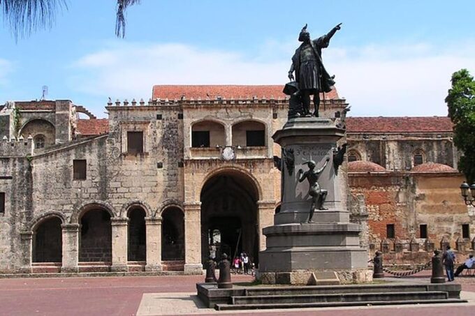 Punta Cana: Santo Domingo City Tour With Lunch - Customer Reviews and Feedback