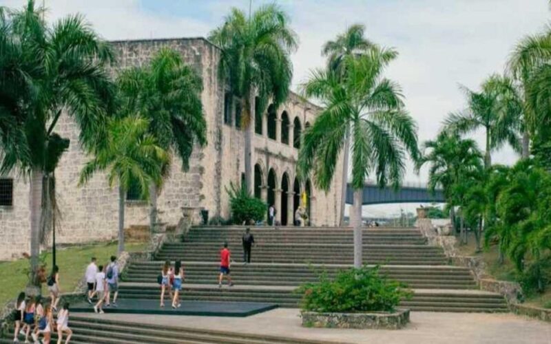 Punta Cana: Santo Domingo Day Trip With Tickets and Lunch - Pricing and Booking