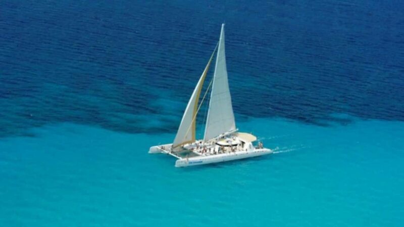 Punta Cana: Saona Island Catamaran Food Drink With Transport - The Sum Up