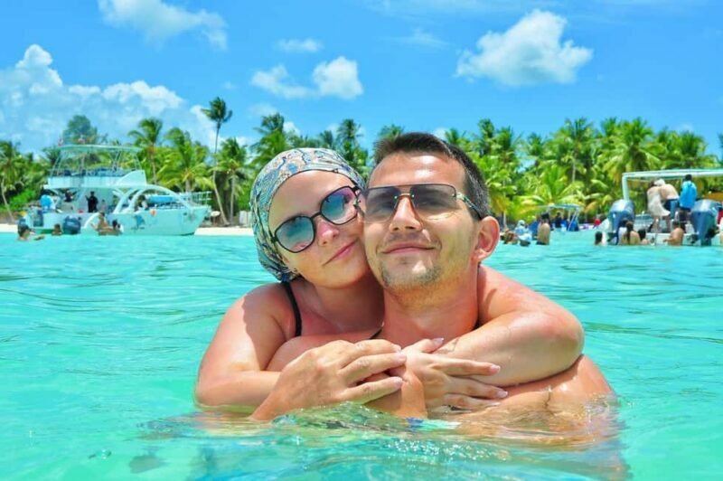 Punta Cana: Saona Island Tour & catamaran food & open Bar - Introduction: A Caribbean Day of Sun and Sea