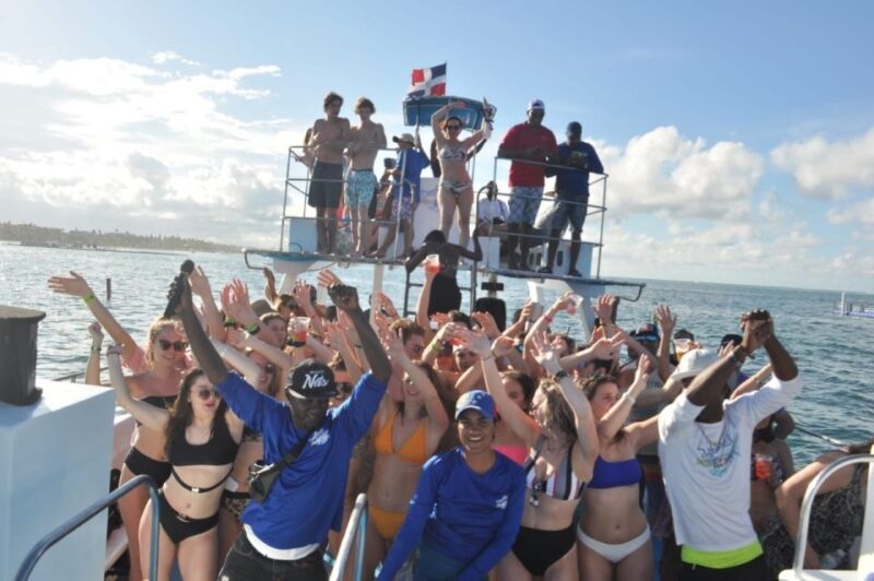 Punta Cana: Sunset Party Boat & Snorkeling Adventure - Snorkeling and Water Activities