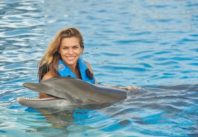 Punta Cana: Swim With Dolphins in the Pool - Booking and Cancellation Policy
