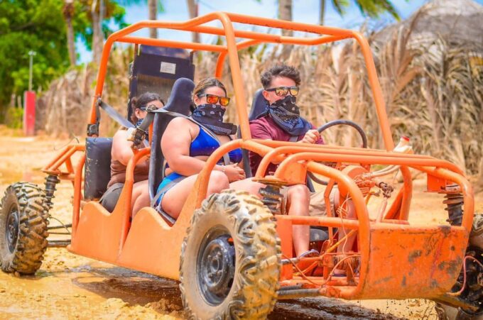 Punta Cana: Tour in Buggy and Horseback Ride on the Beach - Equestrian Experience