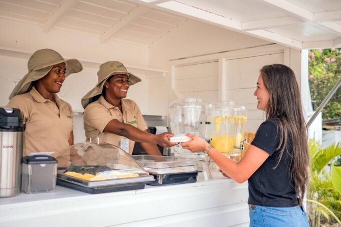 Punta Cana: Xploration Animal Park Bus Tour With Encounters - Customer Reviews