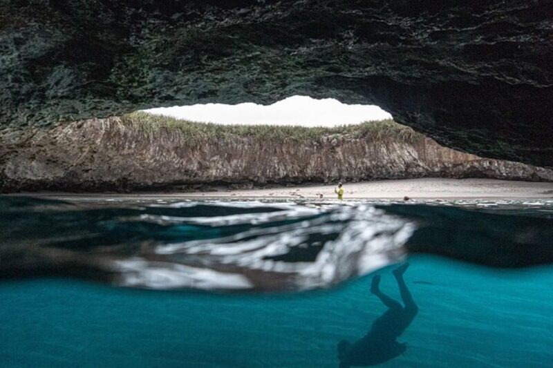 Punta Mita: Private Boat Tour to the Hidden Beach - Suitability