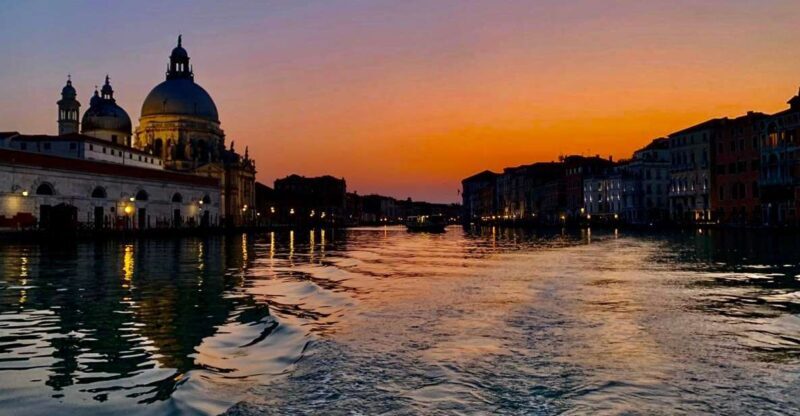 Punta Sabbioni - Venice at Sunset: Boat Tour With Aperitif - Scenic Route Through the Lagoon