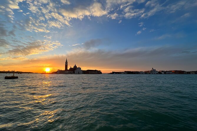 Punta Sabbioni - Venice at Sunset: Boat Tour With Aperitif - Important Information