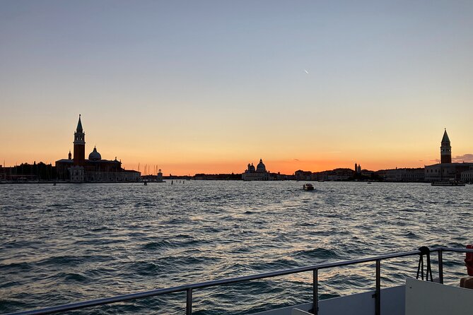 Punta Sabbioni - Venice at Sunset: Boat Tour With Aperitif - Free Time in Venice