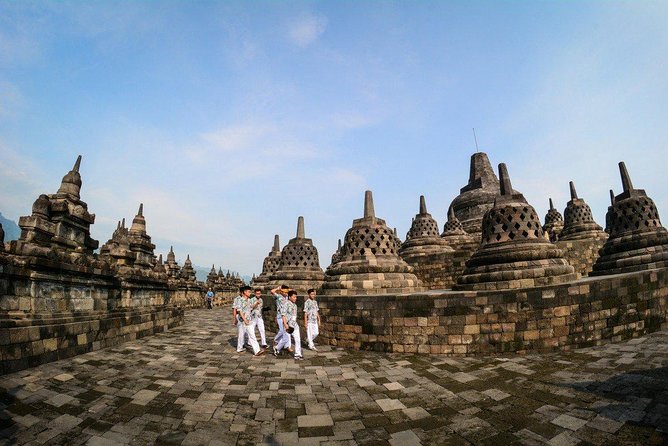 Punthuk Setumbu Sunrise, Borobudur Temple And Merapi Lava Experience - Pickup Information