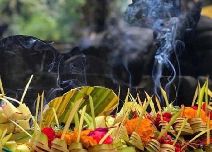 Pura Mangening: Water Temple Tour With Spiritual Cleansing - Pick-up and Transfer