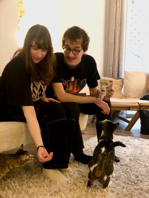 PURE HAPPINESS: A PURR-FECT CAT EXPERIENCE ! - Visitor Amenities