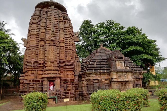 Puri Jagannath, Konark Sun Temple, Pattachitra Art in Best of Odisha in 2 Days - Darshan at Shree Jagannath Temple