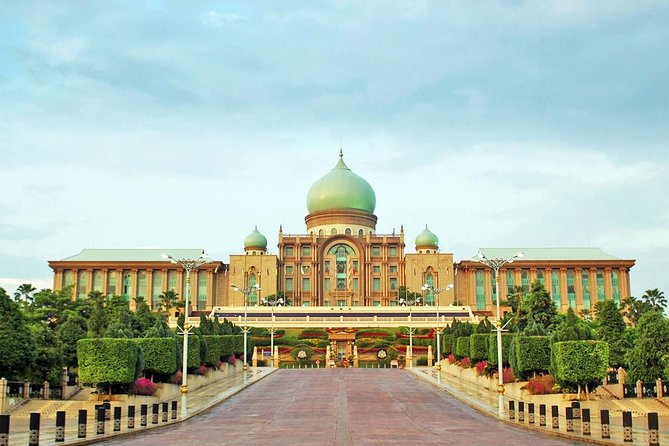 Putrajaya City Tour With Batu Caves and Traditional Boat Ride - Pricing and Cancellation Policy