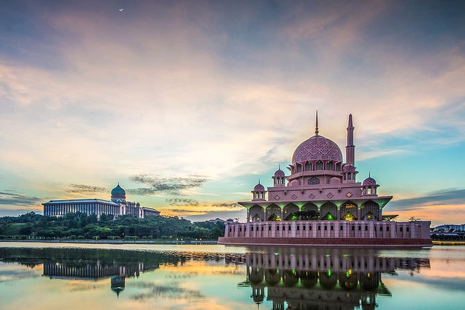 Putrajaya City Tour With Batu Caves & Sight Seeing Cruise - Pickup and Transportation
