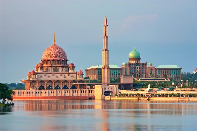 Putrajaya Tour - About the Operator
