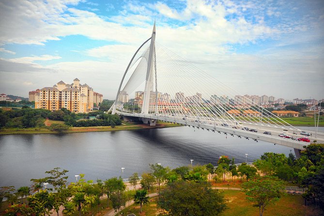 Putrajaya Tour From Kuala Lumpur - Recommended Attire