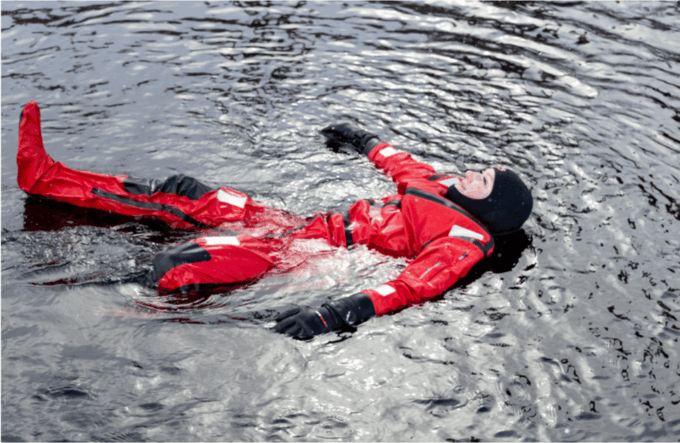 Pyhäntunturi: Ice Floating & Sauna Experience - Frequently Asked Questions