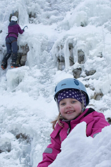 Pyhätunturi: Kids Ice Climbing Adventure in Finnish Lapland - Necessary Attire and Snacks
