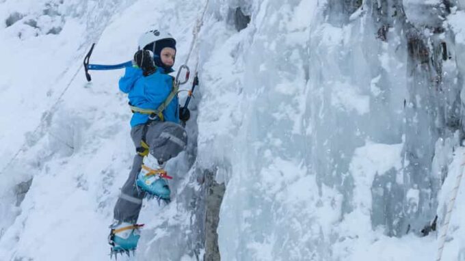 Pyhätunturi: Kids Ice Climbing Adventure in Finnish Lapland - Memorable Experience for Families