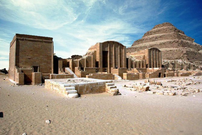 Pyramids Day Tour: Day Tour to Giza Pyramids, Sakkara and Dahshur Pyramids - Pickup Information